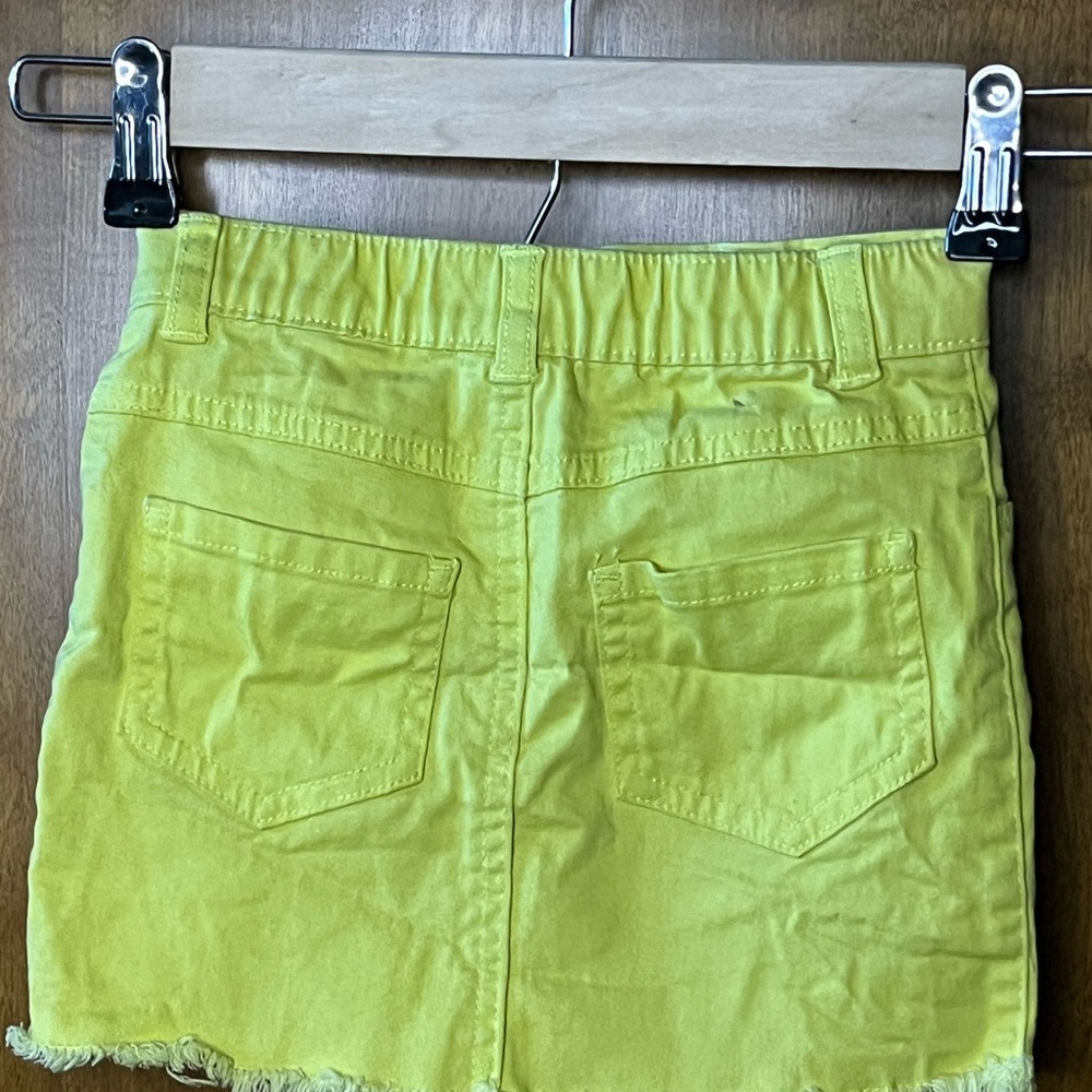 Garanimals Yellow Skirt with Button Detail - Picture 3 of 3